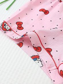 授權 2 件組 春夏女款 Sanrio Hello Kitty 印花翻領短袖鈕扣口袋上衣與蝴蝶結短褲睡衣套裝居家休閒服 - 粉色 - 查看 7