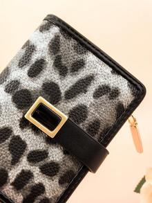 Billetera corta de moda clásica con estampado de leopardo y patchwork, tarjetero de PU marrón con hebilla exquisita, organizador de documentos, compacto y ligero - Negro - Ver 5