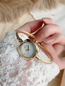 1 buah Gelang Jam Tangan Quartz Wanita Emas Persegi, Minimalis, Modis, Elegan, Cocok untuk Pemakaian Sehari-hari, Pilihan Terbaik untuk Hadiah Liburan - Emas - View 3