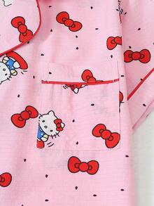 授權 2 件組 春夏女款 Sanrio Hello Kitty 印花翻領短袖鈕扣口袋上衣與蝴蝶結短褲睡衣套裝居家休閒服 - 粉色 - 查看 5