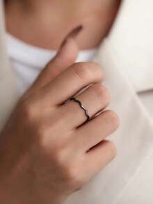 1件優雅戒指，適合女性佩戴，適用於婚禮、訂婚、週年慶典、情人節禮物 - 黑色 - 查看 2