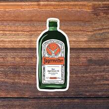 Car-5364：「Jägermeister 酒瓶乙烯基貼紙－適合筆記本電腦、水壺、日記本與飲品愛好者空間 | 適合 Jägermeister 粉絲、飲酒愛好者與派對參加者 | 送給朋友、派對參與者與飲品愛好者的理想禮物 | 大膽獨特的貼紙，營造飲品主題裝飾與派對氛圍」 - A - 查看 8