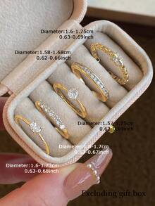 طقم خواتم نسائية 5 قطع من سبيكة النحاس بتصميم سلسلة مرصع بزركونيا مكعبة دقيقة، فاخر وأنيق وعالي الجودة، مفتوح وقابل للتعديل، فريد للاستخدام اليومي والحفلات والتجمعات (صندوق الهدايا غير مشمول) - ذهبي أصفر - مشاهدة 3