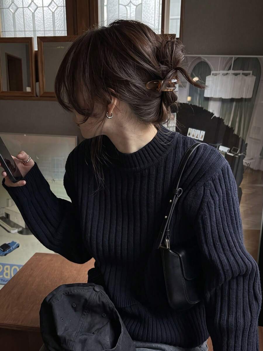 New Navy Blue Half-High Neck Ribbed Knit Sweater, Vertical Texture Slimming And Fitted, Soft And Skin-Friendly. Minimalist Korean Slouchy, Clean Look When Worn Alone, Also Pairs Well With Coats, Versatile For Autumn/Winter, Dark Color Low-Key And Textured, Suitable For Daily Commute - Navy Blue - View 1
