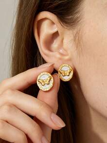 Pendientes de botón con mariposa 3D estilo vintage francés para mujer, diseño de relieve ovalado con borde dorado, múltiples colores disponibles, estilo premium de nicho, accesorio para atuendo de verano - Multicolor - Ver 13