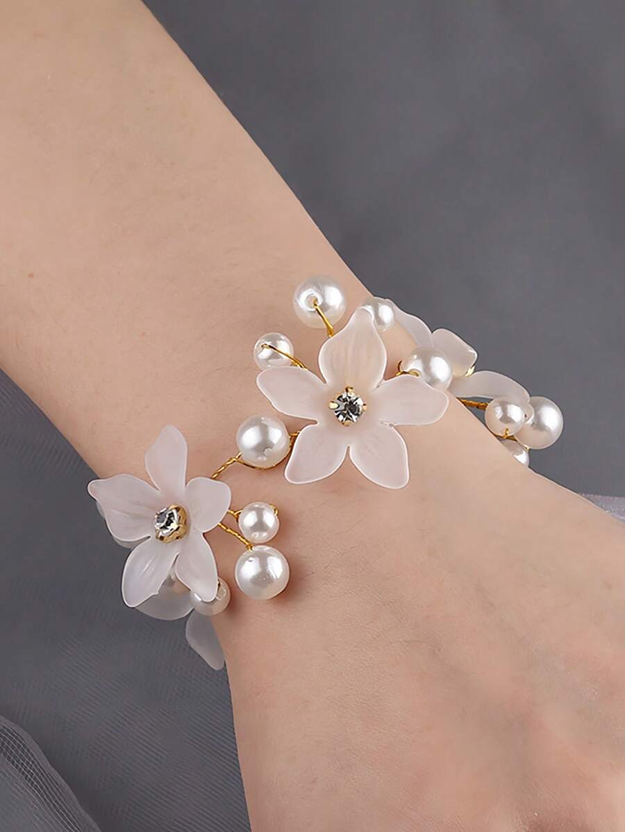 1pc Bridal Wrist Corsage Faux Pearl Bracelet - White - View 1
