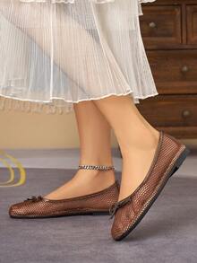 Zapatos de mujer de moda con punta cuadrada y vamp bajo, de malla de encaje marrón, zapatos casuales versátiles para todas las estaciones, ligeros, cómodos y transpirables, zapatos de ballet con lazo, adecuados para oficina, fiesta, boda, actividades al aire libre, Día de la Madre, Día de la Mujer y otros festivales - Marrón - Ver 4