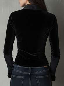 This Elegant Black Velvet Deep V-Neck Top, Featuring Pleated Details And Ruffle Cuffs, Making It An Ideal Fashion Choice For Autumn. Fall - Black - View 4