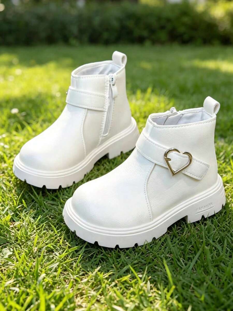 1 Pair Girls' Heart Button Boots, New Spring/Autumn Fashion Buckle Princess Boots, Korean Style Versatile Fashion Ankle Boots - White - View 1