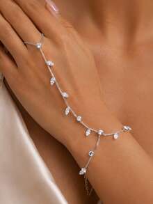 outingfit 1pc Zirconia Linked Finger Bracelet, Fashion Versatile Leaf Design Hand Chain, Personalized Street Style Accessory - Silver - View 1