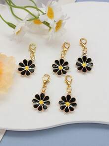 10Pcs Four‑Leaf Clover Fortune Keychain,Lucky Shamrock Charm Keyring.Perfect Gift For Graduation,Wedding,Various Ceremonies And Packaging Decorations. - Black Eight-petaled Flower a - View 6