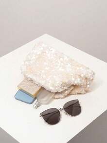 Fashion Sequins, Clouds Wrinkled Clutch Bags, Niche Exquisite Versatile, Romantic Daily Retro Suitable For Dinner Parties, Afternoon Tea And So On. - White - View 4