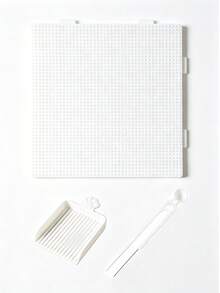 2.6mm 直徑熱熔珠子釘板套組，52x52 顆釘珠板，加長釘設計防止掉落，90度垂直不掉落，加強加厚背板耐熱，適合 DIY 各種圖案，手工愛好者必備 - 豆板3套裝 - 查看 3