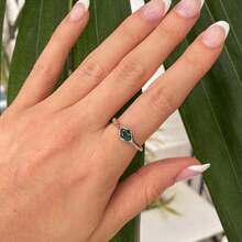 1pc Asymmetric Band Oval Zirconia Ring For Women, Dainty Minimalist Thin Silver Tone Stackable Finger Ring Daily Jewelry Gift - Simple Ring - View 4