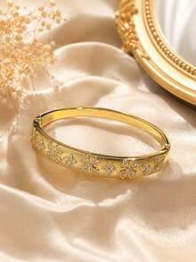 1pc Women's Bracelet, Personalized Zirconia Inlaid Bracelet, High-End Fashion Elegant Minimalist Luxury Versatile Hand Accessory - S62972 - View 4