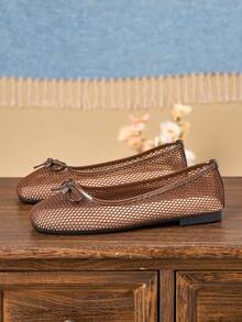 Zapatos de mujer de moda con punta cuadrada y vamp bajo, de malla de encaje marrón, zapatos casuales versátiles para todas las estaciones, ligeros, cómodos y transpirables, zapatos de ballet con lazo, adecuados para oficina, fiesta, boda, actividades al aire libre, Día de la Madre, Día de la Mujer y otros festivales - Marrón - Ver 6
