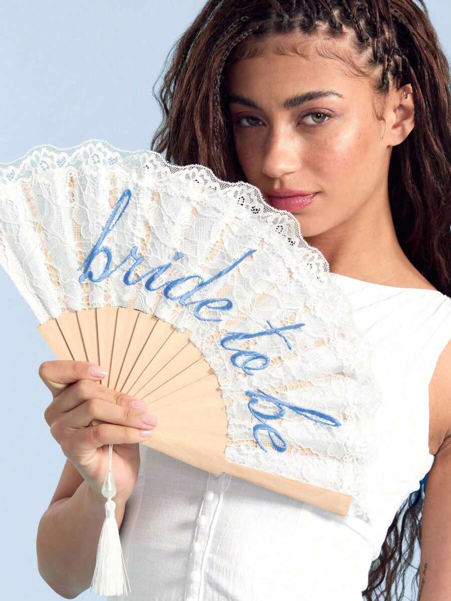 1pc White Lace Folding Fan, Suitable For Bride, Foldable Lace Fan, Wedding Accessory, Bridal Hand Fan, Bridesmaid Gift, Souvenir, Photography Prop, Suitable For Various Festivals And Parties - Multicolor - View 1
