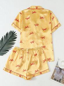 2件組緞面條紋蝴蝶結印花短袖滾邊領上衣與蝴蝶結短褲女款睡衣套裝，春夏居家穿著 - 黃色 - 查看 2