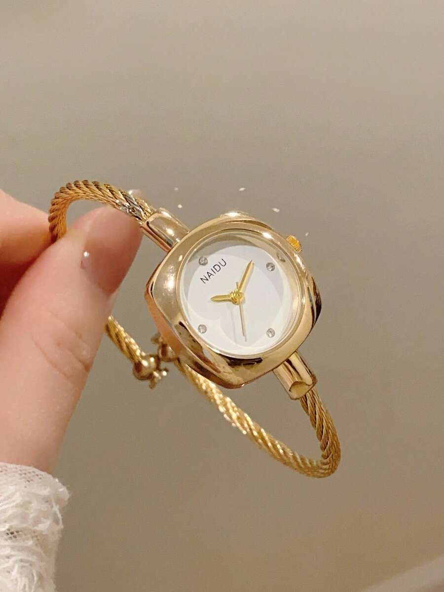 1 buah Gelang Jam Tangan Quartz Wanita Emas Persegi, Minimalis, Modis, Elegan, Cocok untuk Pemakaian Sehari-hari, Pilihan Terbaik untuk Hadiah Liburan - Emas - View 1