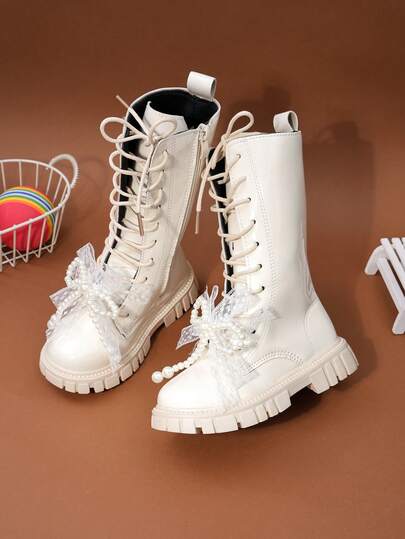 1 Pair Beige Girls' Shiny High-Top Boots, Glossy PU Leather Material + Lace Pearl Bow Toe Decoration, Criss-Cross Lace-Up Inner Zipper Thick Sole Anti-Slip Design, Gentle Fairy Princess Style, Suitable For Daily Casual School, Birthday Party, Stage Performance, Suburban Outing Vacation, Autumn/Winter New 2026