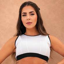Women's Cropped Sports Fitness Top In Dry Fit Without Pads - White - View 6