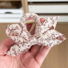 1/2/4pcs Gentle Floral Fabric Bow Hair Claw, Fresh Ink Flower Branch Print Large Hair Claw, Metal Spring Inner Stable Anti-Slip, Pink And White Soft Color Options, Suitable For Half-Up, Updo, Daily Commute, Travel Outfit Matching, Girly Gentle Style Hair Accessory - Multicolor - View 4
