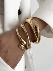 1Pc Vintage Asymmetric Snake Water Drop Metal Bracelet, Minimal Abstract Geometric Design, Elegant Jewelry Gift For Women Daily, Party Fashion Shoot - Gold - View 1