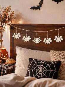 5pcs Triple Ghost Hollow Hanging Flag Garland, Halloween Autumn Harvest Thanksgiving Horror Farmhouse Country Style, Fireplace Window Front Door Wall Party Eerie Autumn Holiday Porch Living Room Indoor Seasonal Decor Hanging Ornament Gift - Multicolor 3 - View 4