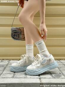 Q-AND Light Blue Mesh Breathable Casual Sneakers Women 2026 Summer New Dopamine Low-Top Flat Sports Shoes Unisex Couple Style Original Unique Design Suitable For Daily Wear Versatile - Baby Blue - View 4