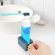 1pc Plastic Manual Tube Squeezer With Wing-Shaped Handle, Durable And Easy To Use, Efficiently Empty Toothpaste/Lotion/Shampoo Bottle Residue Tool, Suitable For Bathroom/Kitchen/Travel/Home Organization, Perfect Back To School And Autumn Housewarming Gift, Suitable For Adults/Teens/College Students, Space-Saving (Tube Squeezer/Cosmetic Accessory/Bathroom Tool/Kitchen Gadget/Travel Essential/Organizer) - A - View 7