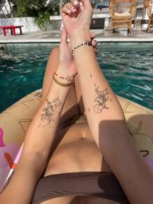 1 pieza Pegatina de tatuaje realista de PVC impermeable y resistente al roce, con patrón de 2 peces koi, adecuada para uso diario de mujeres y hombres - Gris - Ver 4