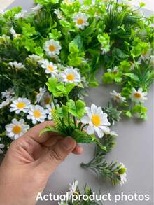 15件人造迷你雛菊，清新自然風格，2.4~3.4英吋易於照顧的塑料花，適合全年使用，完美適用於婚禮和生日派對、微縮模型、DIY手工、收藏裝飾、手帳、汽車、仙女花園、陽台、露台和花園 - 迷你雛菊 - 查看 10