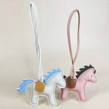 JRESSIAL breloque de sac en cuir Lucky Zodiac Pony, pendentif de l'année du cheval de la prospérité, ornement suspendu de voiture de style chinois, accessoire de sac pour femmes, cadeau - Multicolore - Voir 1