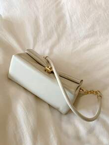 Bolso cuadrado pequeño de unicolor con diseño de nicho para mujer, bolso bandolera versátil con textura acolchada y cadena para salidas, compras y desplazamientos - Blanco - Ver 6