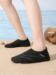 Children's Black Textured Water Shoes, Unisex Breathable Beach Water Shoes, Lightweight & Comfortable, For Seaside Play - Black - View 6