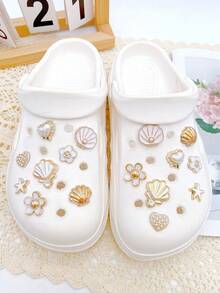16 Stücke süße abnehmbare Schuh-Dekor DIY-Accessoires für Damensandalen, lustige personalisierte Schuhdekoration, perfektes Geschenk für Feiertagspartys - Gold - Übersicht 4