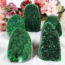 1 Rare Green Quartz Crystal Cluster, Mineral Crystal Cave Specimen, Independent Free-Form Shape, Creative Gift And Collectible, Perfect Home Decor Art Collection, Unique Easter, Halloween, Christmas, Holiday Gift - Green - View 9