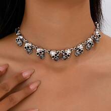 1pc Punk Skull Chain Necklace Exaggerated Collarbone Chain Dark Style Halloween Jewelry Accessory For Men And Women - Silver - View 1