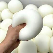日式蒸包造型壓力玩具 6cm (2.36in) 與 10cm (3.94in) 軟 TPR 材質慢回彈壓力球,可愛烘焙設計紓壓玩具,適合成人與青少年作為感官工具,趣味辦公室裝飾 - 彩色 - 查看 4