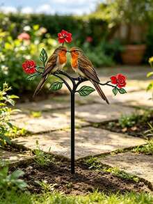 1 pieza Estaca de jardín de metal con petirrojo, petirrojo pintado a mano con doble amor y rosa roja, decoración de arte de jardín, adorno de pájaro y flor de hierro resistente a la oxidación para exteriores, decoración de señal de jardín con pareja de pájaros románticos, adecuado para césped, patio, patio trasero, decoración de boda - Multicolor - Ver 1