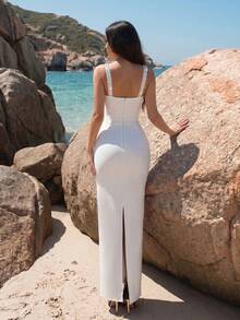 New Sexy Spaghetti Strap Square Neck Backless High-End Rhinestone Floral Design Solid Color Slim Fit Flattering Long Bridesmaid Dress - White - View 6