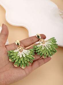 1 Pair Handmade Gradient Color Peacock Tail Flower Pendant Earrings, Unique Design, Suitable For Vacation, Party And Daily Wear - Green - View 5