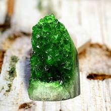 1 Rare Green Quartz Crystal Cluster, Mineral Crystal Cave Specimen, Independent Free-Form Shape, Creative Gift And Collectible, Perfect Home Decor Art Collection, Unique Easter, Halloween, Christmas, Holiday Gift - Green - View 7