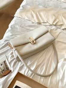 Bolso cuadrado pequeño de unicolor con diseño de nicho para mujer, bolso bandolera versátil con textura acolchada y cadena para salidas, compras y desplazamientos - Blanco - Ver 4