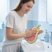 Cartoon Fruit Hand Towel Suitable For Kitchen And Bathroom, 1-Piece Pack.Fun Durian, Guava, Fig, Papaya Coral Fleece Towel, Ultra-Soft, Highly Absorbent, Quick-Drying Towel, Used For Bathing And Home Decoration, Essential Kitchen Towel, Cute Housewa - Durian - View 6