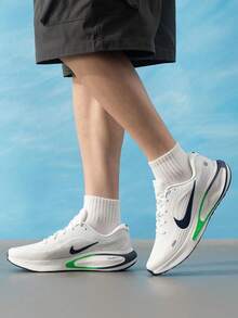 男士跑步鞋 NIKE JOURNEY RUN 2026 夏季新款 透氣網布休閒訓練跑步鞋 FN0228-113 - 白色 - 查看 5