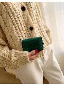 Unisex Crocodile Embossed Patent Leather Glossy Accordion Card Holder With Multiple Slots, Wallet And Card Holder In One - Green - View 3