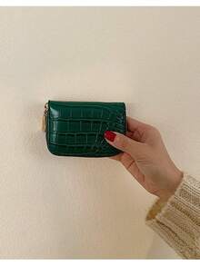 Unisex Crocodile Embossed Patent Leather Glossy Accordion Card Holder With Multiple Slots, Wallet And Card Holder In One - Green - View 2