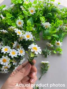 15件人造迷你雛菊，清新自然風格，2.4~3.4英吋易於照顧的塑料花，適合全年使用，完美適用於婚禮和生日派對、微縮模型、DIY手工、收藏裝飾、手帳、汽車、仙女花園、陽台、露台和花園 - 迷你雛菊 - 查看 9