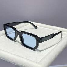 Black and Blue C2